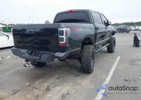 2010 Toyota Tundra Grade 5.7L V8 из США, поврежденный, VIN 5TFDY5F1XAX151427